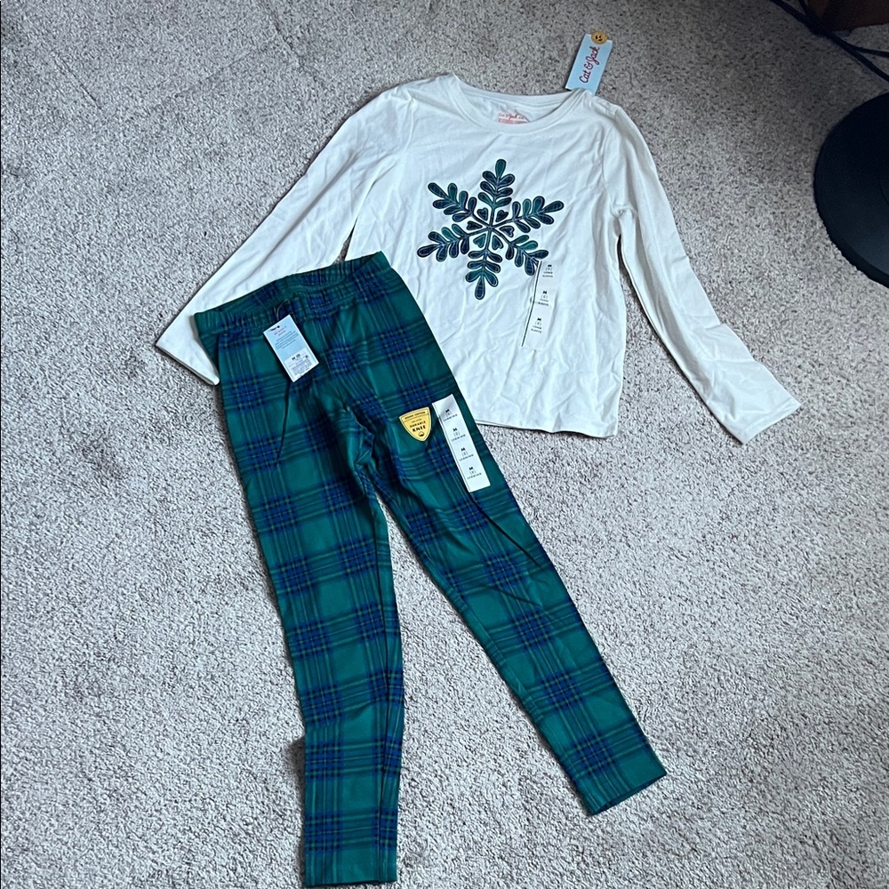 Girls White Snowflake Top and Green Plaid Pants Set - Size 8